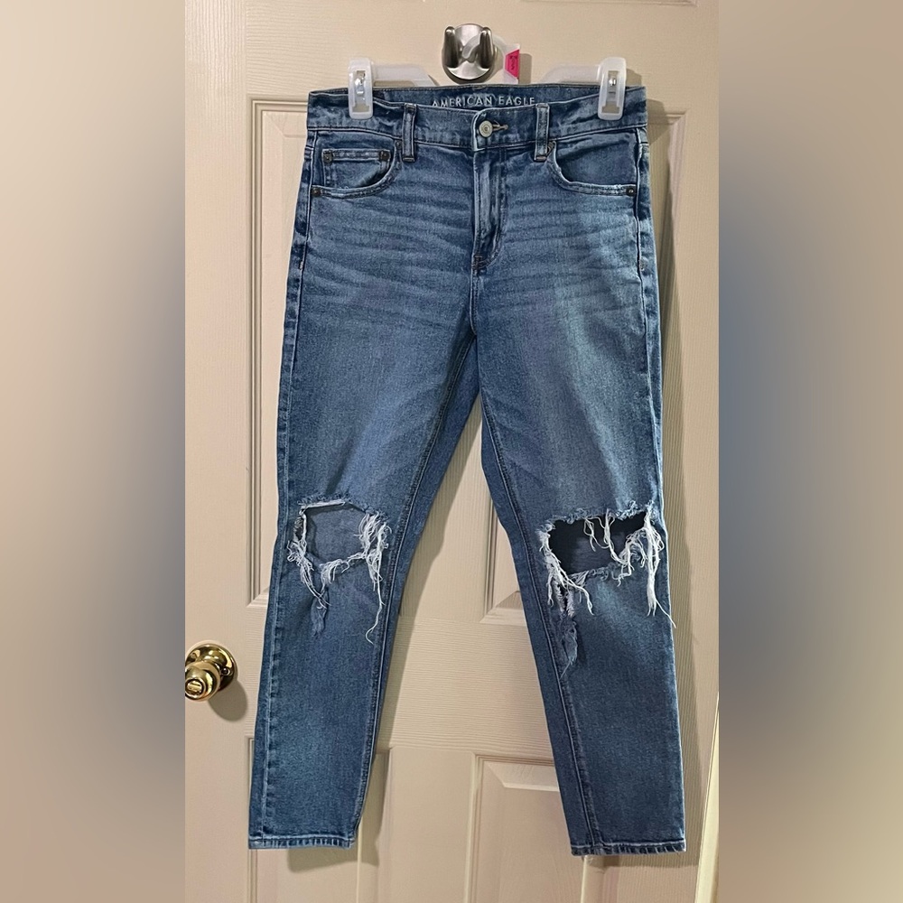 American Eagle, 90s skinny jeans, size 6 short